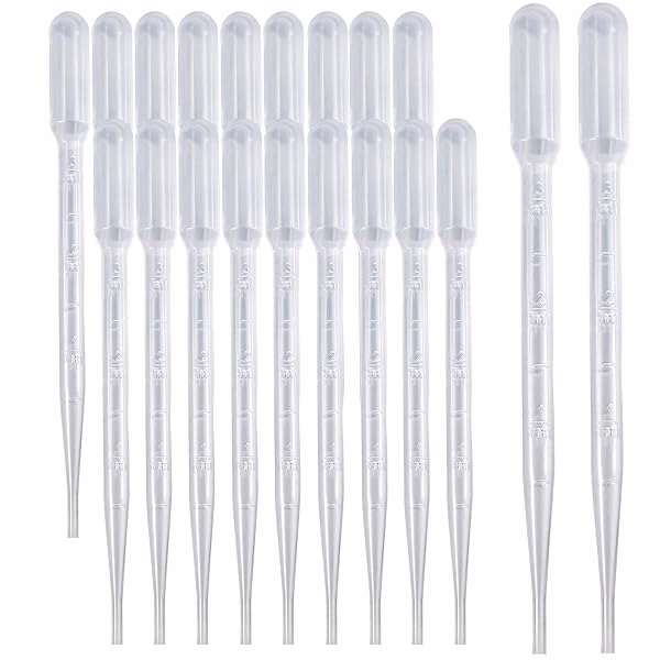 Plastic droppers and pipettes