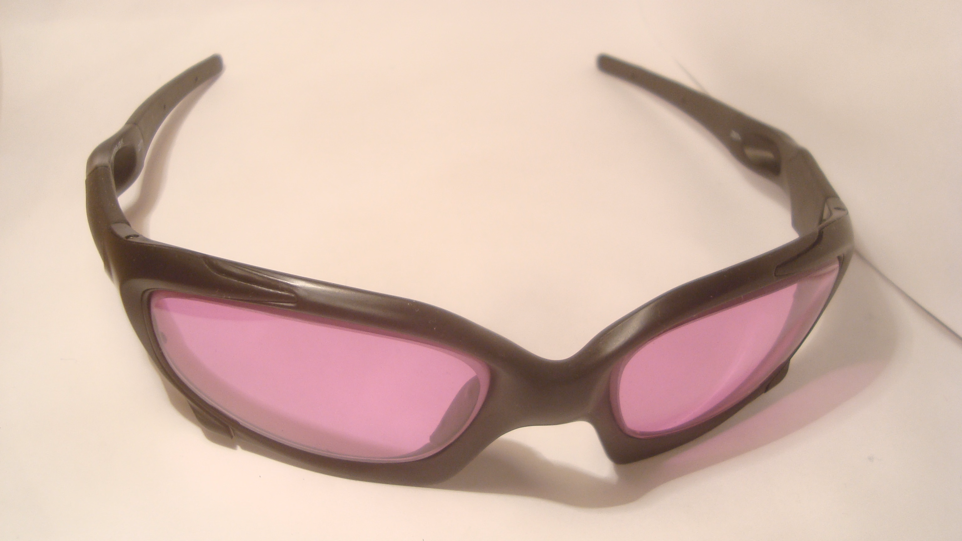 Safety goggles